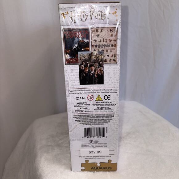 Harry Potter Hogwarts, Cast, Crest 500 Piece Puzzles 3 Puzzles! Rare Find! NEW - Picture 3 of 4